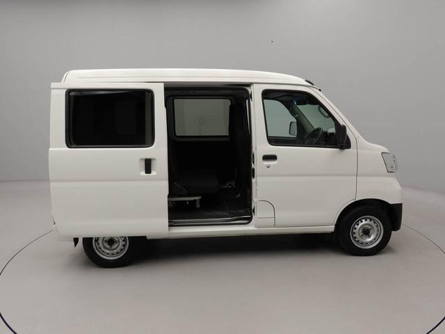 ハイゼットカーゴデラックスSAIIIワンオーナー 衝突回避支援ブレーキ 車線逸脱警報 オートマチック車 LEDヘッドランプ アイドリングストップ エアバック ABS(愛知県)の中古車