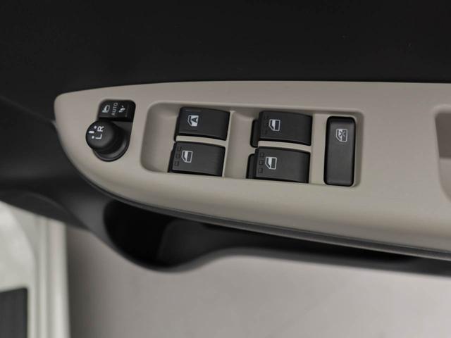 パッソモーダ　ドラレコ　ナビ　バックカメラドラレコ　ナビ　テレビチューナー　バックカメラ　キーフリー　イモビライザー　アイドリングストップ　ＥＴＣ　ＬＥＤヘッドライト　ワンオーナー　禁煙車（愛知県）の中古車