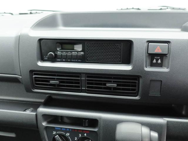 ハイゼットカーゴデラックス　アイドリングストップ両側スライドドア　ＡＭ／ＦＭラジオ　エアバック　ＡＢＳ　ＣＶＴ　キーレス（愛知県）の中古車