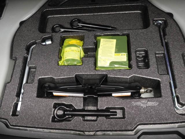 カローラＳディスプレイオーディオ　バックカメラ　ＥＴＣ　ドライブレコーダー（愛知県）の中古車