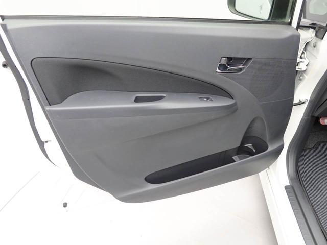 ムーヴカスタム　Ｘリミテッド　ＳＡひょう害車　エアコン　ナビ　パワステ　パワーウィンドウ　ＡＢＳ　エアバック　キーレスエントリー　キーフリー　バックカメラ　電動ドアミラー（愛知県）の中古車