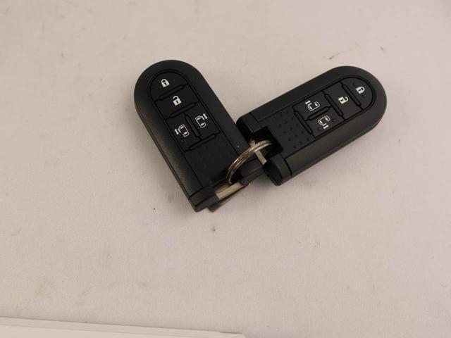 トールカスタムＧ　ＳＡII衝突回避支援ブレーキ　車線逸脱警報　バックカメラ　ナビ　ドライブレコーダー　ＥＴＣ　両側電動スライドドア　キーフリー　プッシュスタート　ＬＥＤヘッドランプ　アルミホイール　ＡＢＳ　ＣＶＴ　イモビ（愛知県）の中古車