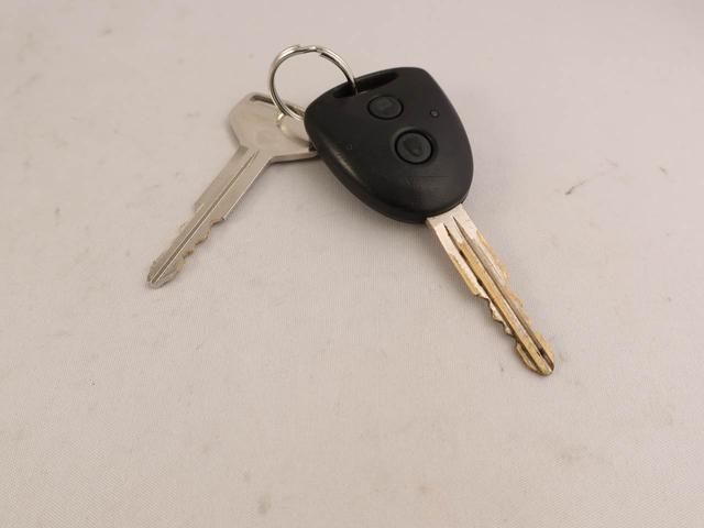 ハイゼットカーゴデラックスＳＡIIIエアコン　パワステ　パワーウィンドウ　ＡＢＳ　エアバック　キーレス（愛知県）の中古車