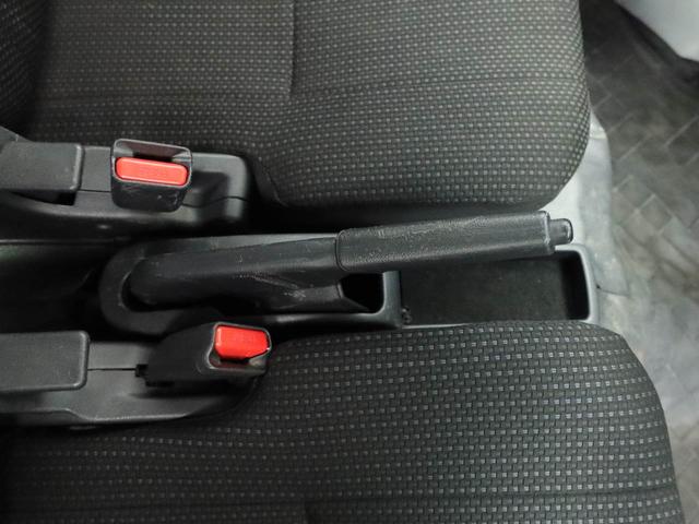 ハイゼットカーゴデラックスＳＡIIIエアコン　パワステ　パワーウィンドウ　ＡＢＳ　エアバック　キーレス（愛知県）の中古車