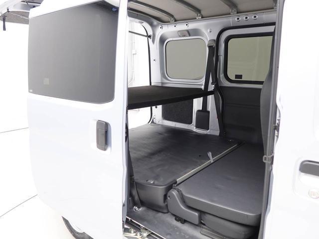 ハイゼットカーゴＤＸ　ナビ　ＥＴＣ　ドラレコ衝突軽減ブレーキ　オートライト　障害物センサー　アイドリングストップ　電動格納ドアミラー　パワーウィンドウ　エアコン　スマートキー　プッシュボタンスタート（愛知県）の中古車