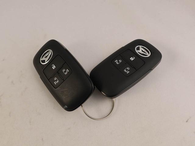 タントＸキーフリーシステム　　両側電動スライドドア　シートヒーター　電動パーキング（愛知県）の中古車