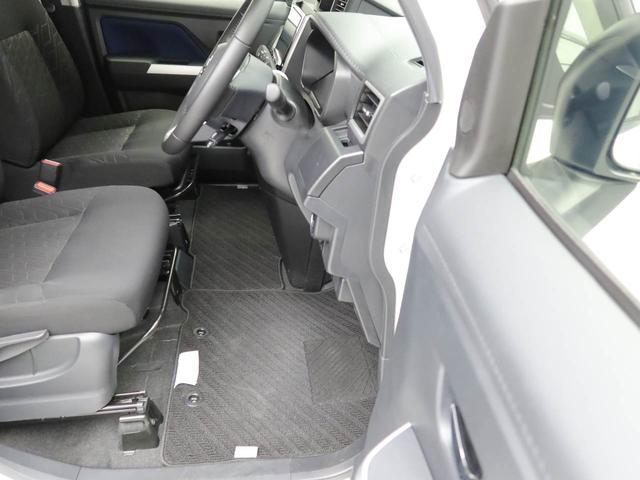 トールカスタムＧ　リミテッド　ＳＡIIIエアコン　ＣＤ　ナビ　ＥＴＣ　テレビ　パワステ　パワーウインドウ　ＡＢＳ　エアバッグ　アルミホイール　キーレスエントリー　キーフリー　電動ドアミラー　バックカメラ　電動スライドドア（愛知県）の中古車