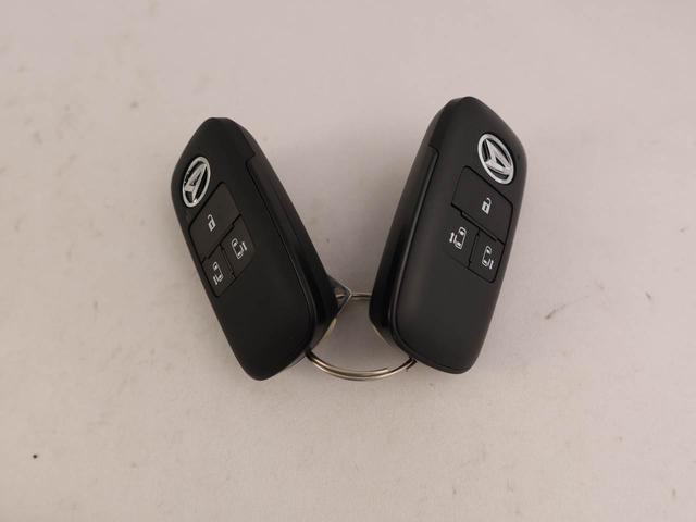 タントカスタムＸ標準グレード「Ｘ」より装備が充実で、外観がスポーティ寄りのグレードがカスタムＸです。（愛知県）の中古車