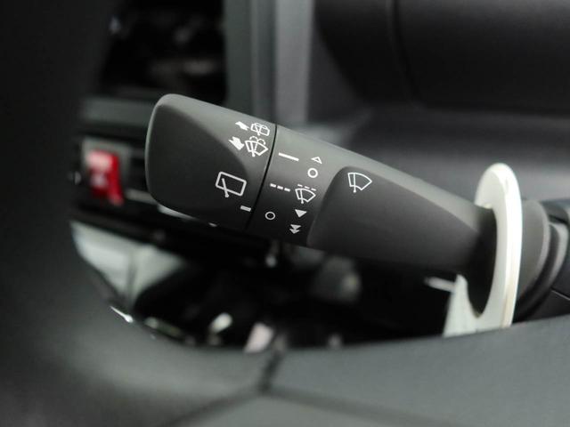 タントカスタムX 両側電動スライドドア スマートキー衝突軽減ブレーキ 障害物センサー キーフリーシステム LEDヘッドライト アダプティブドライビングビーム アイドリングストップ 電動格納ドアミラー 電動パーキングブレーキ 運転席・助手席シートヒーター(愛知県)の中古車