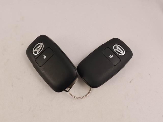 タフトＧターボ　ダーククロムベンチャーオーディオレス　バックカメラ　電子パーキング　ＬＥＤヘッドライト　キーフリー（愛知県）の中古車