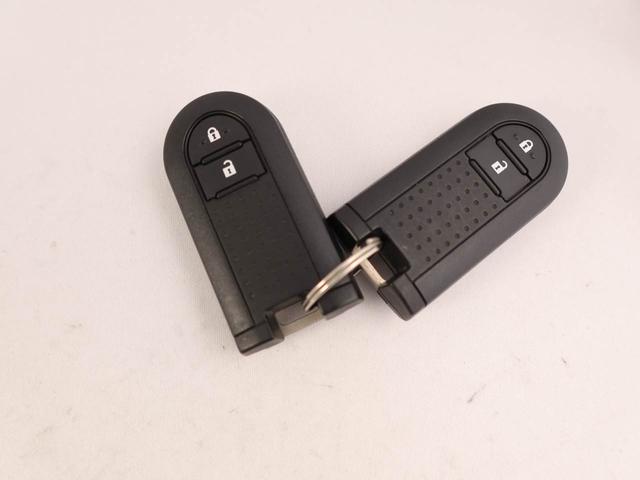 ピクシスジョイＳ　ＳＡII衝突被害軽減ブレーキ　プッシュボタンスタート　メモリーナビ　バックカメラ　ターボ　ＥＴＣ車載器（愛知県）の中古車