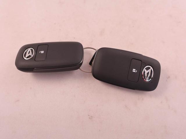 タフトＧ　ダーククロムベンチャーワンオーナー　衝突回避支援ブレーキ　車線逸脱警報　バックカメラ　キーフリー　プッシュスタート　アイドリングストップ　エアバック　ＬＥＤヘッドランプ　アルミホイール　ＡＢＳ　ＣＶＴ　イモビライザー（愛知県）の中古車