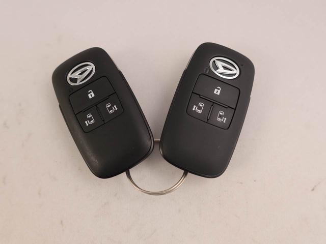 ムーヴキャンバスストライプスＧ　ｅｃｏ　ＩＤＯＬ非装着車エアコン　パワステ　パワーウィンドウ　ＡＢＳ　エアバック　キーフリー　電動ドアミラー　バックカメラ（愛知県）の中古車