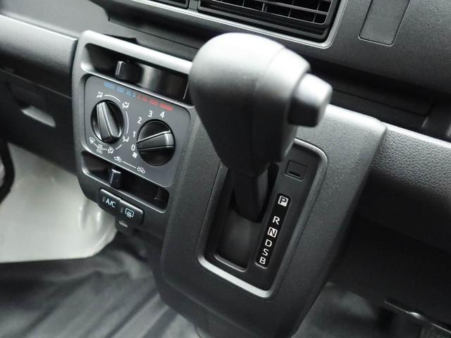 ハイゼットカーゴＤＸエアコン　パワステ　パワーウィンドウ　ＡＢＳ　エアバック　キーレス（愛知県）の中古車