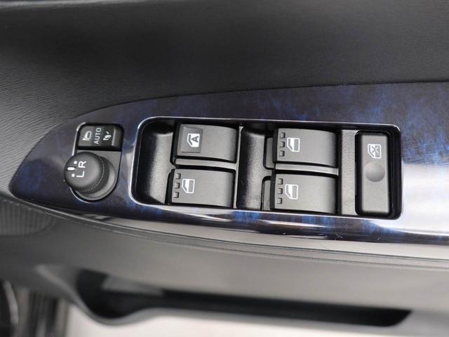 タントカスタムＸ　トップエディションＳＡIII　ナビ　ＥＴＣ衝突被害軽減ブレーキ　車線逸脱警報　ＬＥＤヘッドライト　片側電動スライドドア　プッシュボタンスタート　スマートキー　アイドリングストップ　運転席シートヒーター　オートエアコン　盗難防止システム（愛知県）の中古車