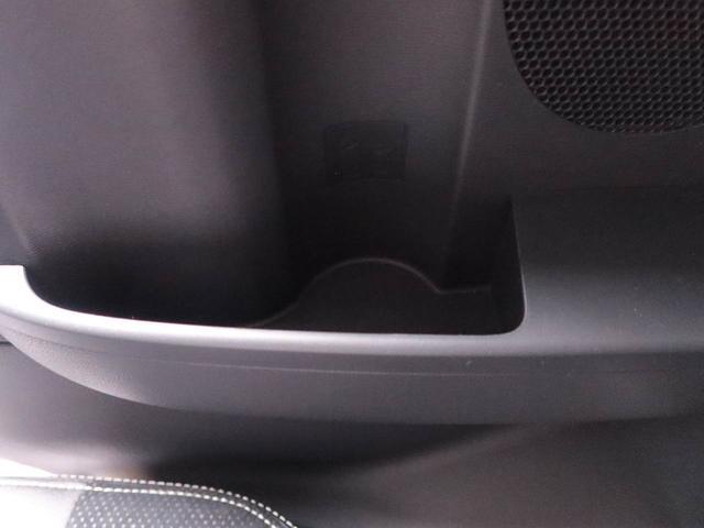 タントカスタムＸ　トップエディションＳＡIII　ナビ　ＥＴＣ衝突被害軽減ブレーキ　車線逸脱警報　ＬＥＤヘッドライト　片側電動スライドドア　プッシュボタンスタート　スマートキー　アイドリングストップ　運転席シートヒーター　オートエアコン　盗難防止システム（愛知県）の中古車