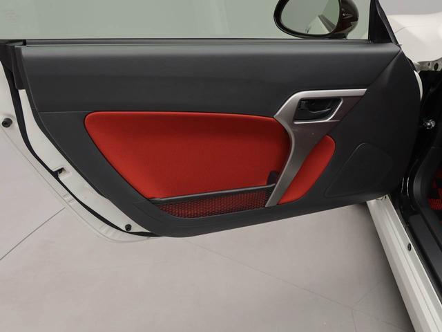 コペンローブエアコン　ＣＤ　ナビ　ＥＴＣ　パワステ　パワーウィンドウ　ＡＢＳ　エアバック　アルミホイール　キーフリー　バックカメラ（愛知県）の中古車