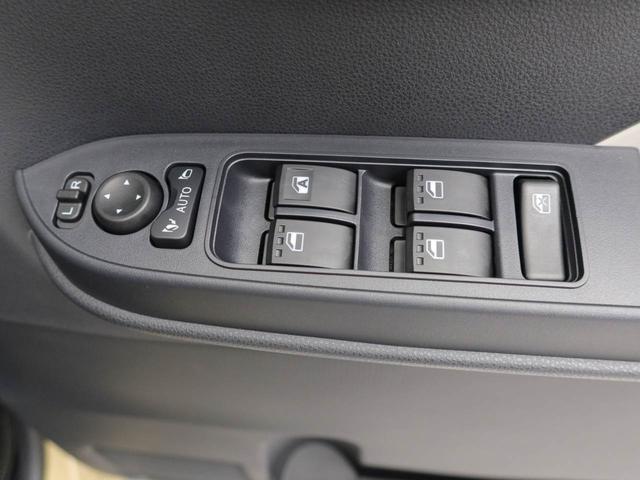 タントＸ　両側電動スライドドア　バックカメラ　スマートキー衝突軽減ブレーキ　ＬＥＤヘッドライト　プッシュボタンスタート　アイドリングストップ　スマートキー　運転席・助手席シートヒーター　オートエアコン　電動パーキングブレーキ　電動格納ドアミラー（愛知県）の中古車