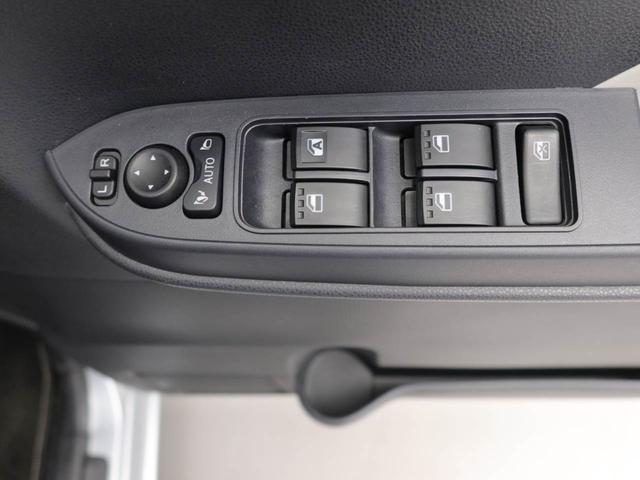 タントＸスペシャルナビ　バックカメラ　ＥＴＣ　キーフリー　プッシュスタート　ＡＢＳ　エアバック　ＬＥＤヘッドライト　整備手帳　取扱説明書（愛知県）の中古車