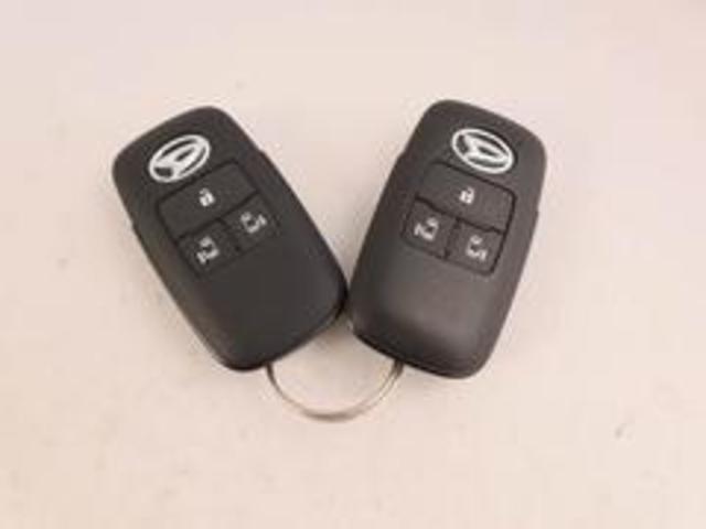 タントＸ　両側電動スライドドア　バックカメラ　ツートンカラー衝突軽減ブレーキ　ＬＥＤヘッドライト　プッシュボタンスタート　スマートキー　アイドリングストップ　障害物センサー　運転席・助手席シートヒーター　オートエアコン　電動パーキングブレーキ（愛知県）の中古車