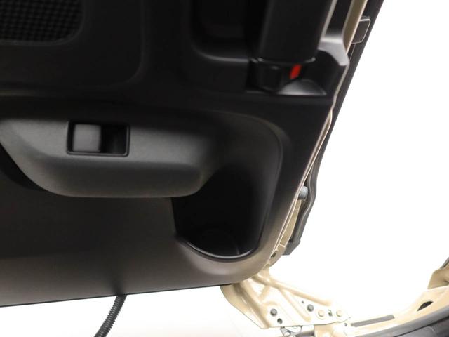 シエンタハイブリッドＧ　両側電動スライドドア　ＥＴＣ２．０トヨタセーフティーセンス　ナビ　バックカメラ　ＬＥＤヘッドライト　プッシュボタンスタート　スマートキー　オートエアコン　盗難防止システム　ハイブリッド車（愛知県）の中古車