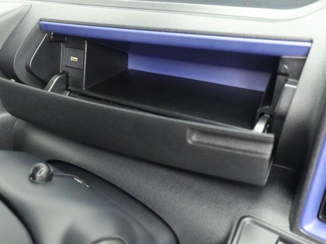 タントカスタムＸエアコン　ＣＤ　ナビ　ＥＴＣ　テレビ　パワステ　パワーウィンドウ　ＡＢＳ　エアバック　アルミホイール　キーフリー　電動ドアミラー　バックカメラ　シートヒーター　電動スライドドア　ディスチャージ・ＬＥＤ（愛知県）の中古車
