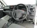 ４ＷＤ　衝突回避支援ブレーキ　車線逸脱警報　オートマチック車　ＡＭ／ＦＭラジオチューナー　エアコン　パワーステアリング　エアバック（愛知県）の中古車