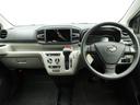 オーディオレス　バックカメラ　リヤプライバシーガラス　キーレス　ＬＥＤヘッドライト　オートライト　コーナーセンサー　電動格納ドアミラー（愛知県）の中古車