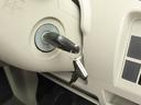 パワステ　パワーウィンドウ　電動格納ドアミラー　盗難警報アラーム　アイドリングストップ　エアコン　格納式サンシェード　ドアバイザー　運転席・助手席バニティミラー付きサンバイザー（愛知県）の中古車