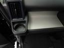 衝突軽減ブレーキ　電動格納ドアミラー　プッシュボタンスタート　障害物センサー　電動パーキングブレーキ　オートエアコン　運転席・助手席シートヒーター　盗難防止システム　格納式サンシェード（愛知県）の中古車