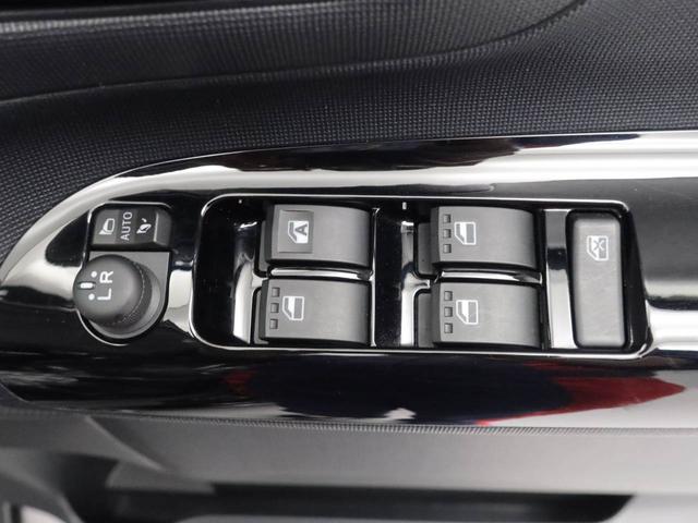 ムーヴキャンバスＧメイクアップ　ＳＡIIメモリーナビ　バックカメラ　衝突軽減装備（愛知県）の中古車