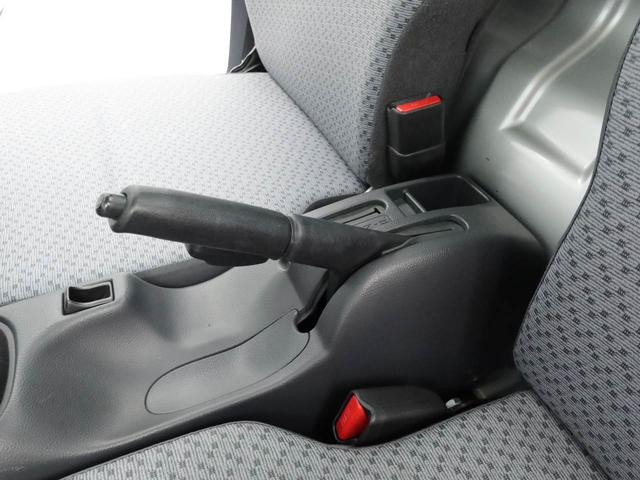 キャリイトラックＫＣエアコン・パワステ農繁仕様４ＷＤ・５ＭＴ・エアコン・パワステ・バックブザー・３方開（愛知県）の中古車