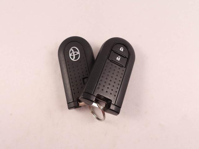 パッソＸ　ＬパッケージＳ　ナビ　ＥＴＣ　ＴＶバックカメラ　アイドリングストップ　プッシュスタート　エアバック　ＡＢＳ　ＣＶＴ　キーフリー（愛知県）の中古車