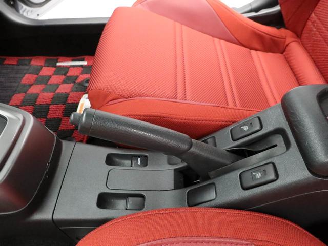 コペンローブ　ナビ　ＥＴＣアルミホイール　ＬＥＤヘッドライト　アイドリングストップ　プッシュスタート　エアバック　ＡＢＳ　ＣＶＴ　キーフリー（愛知県）の中古車