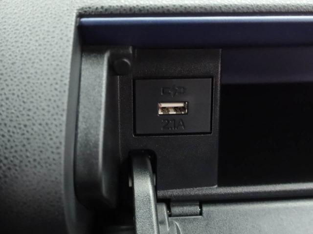 タントカスタムＸ外観がより精悍で、上質な内装デザインや装備が特徴です。（愛知県）の中古車