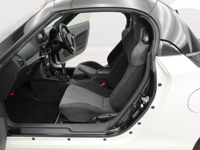 コペンＧＲ　スポーツ　ＣＤチューナー　ＥＴＣ　ＭＴ車アルミホイール　ＬＥＤヘッドライト　アイドリングストップ　プッシュスタート　エアバック　ＡＢＳ　ＣＶＴ　キーフリー（愛知県）の中古車