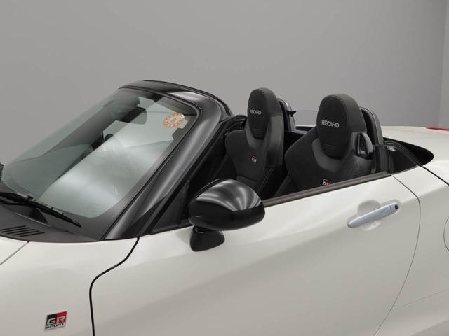 コペンＧＲ　スポーツ　ＣＤチューナー　ＥＴＣ　ＭＴ車アルミホイール　ＬＥＤヘッドライト　アイドリングストップ　プッシュスタート　エアバック　ＡＢＳ　ＣＶＴ　キーフリー（愛知県）の中古車