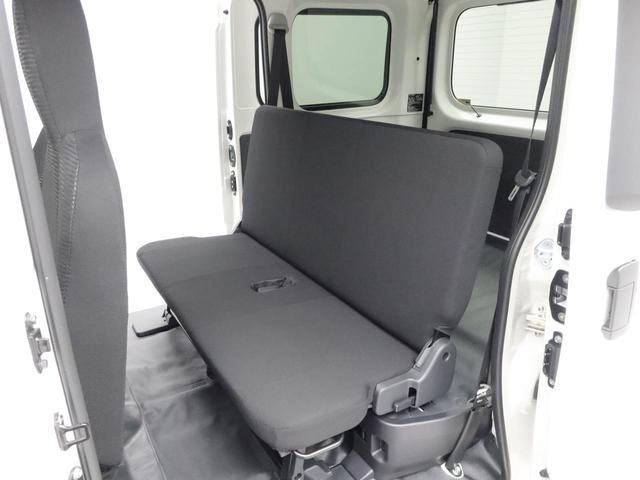 ハイゼットカーゴＤＸ助手席エアバッグ　衝突被害軽減システム　アイドリングストップ　展示・試乗車　レーンアシスト　ＬＥＤヘッドランプ　オートマチックハイビーム（愛知県）の中古車