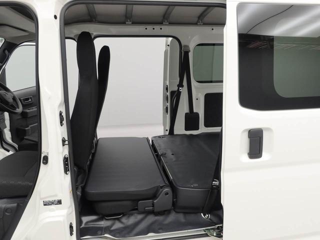 ハイゼットカーゴＤＸ助手席エアバッグ　衝突被害軽減システム　アイドリングストップ　展示・試乗車　レーンアシスト　ＬＥＤヘッドランプ　オートマチックハイビーム（愛知県）の中古車
