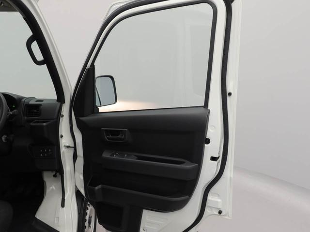 ハイゼットカーゴＤＸ助手席エアバッグ　衝突被害軽減システム　アイドリングストップ　展示・試乗車　レーンアシスト　ＬＥＤヘッドランプ　オートマチックハイビーム（愛知県）の中古車