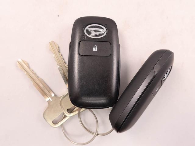 ハイゼットトラックジャンボエクストラ　ＬＥＤヘッドライトオーディオレス　アイドリングストップ　プッシュスタート　エアバック　ＡＢＳ　ＣＶＴ　キーフリー（愛知県）の中古車