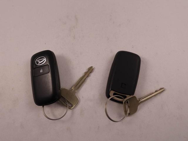 ハイゼットトラックＥＸＴ４ＷＤ・ＣＶＴ車・プッシュボタンスタート・パワーウィンドウ・電動ドアミラー・コーナーセンサー・アイドリングストップ機能（愛知県）の中古車