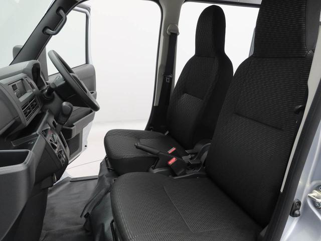 ハイゼットカーゴＤＸ　アイドリングストップオーディオレス　ＡＭ／ＦＭラジオ　エアバック　ＡＢＳ　ＣＶＴ　キーレス（愛知県）の中古車