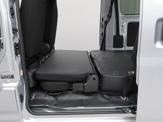 ハイゼットカーゴＤＸ　アイドリングストップオーディオレス　ＡＭ／ＦＭラジオ　エアバック　ＡＢＳ　ＣＶＴ　キーレス（愛知県）の中古車