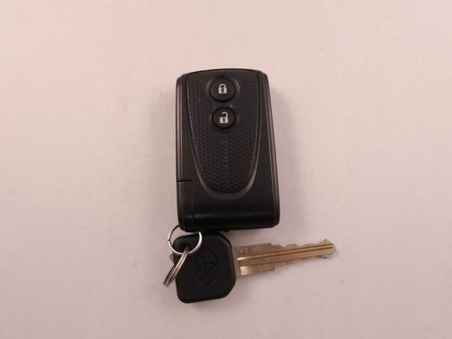 パッソプラスハナ　Ｃパッケージメモリーナビ　バックカメラ　キーフリー（愛知県）の中古車