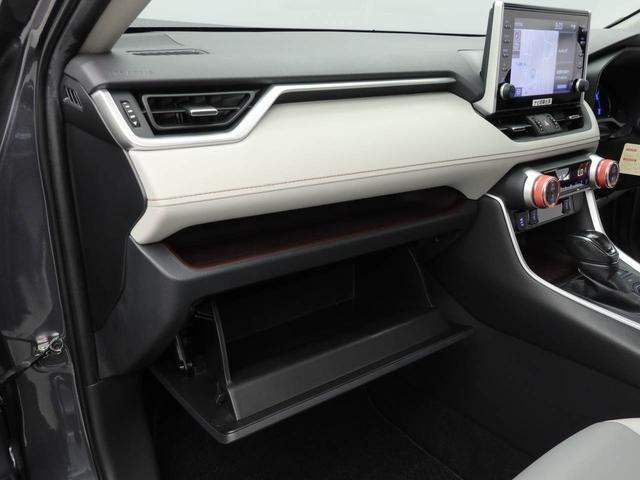 ＲＡＶ４ハイブリッドＧドライブレコーダー　クルーズコントロール　メモリナビ　パノラマカメラ　ＥＴＣ　ＵＳＢポート　スマートキー（愛知県）の中古車