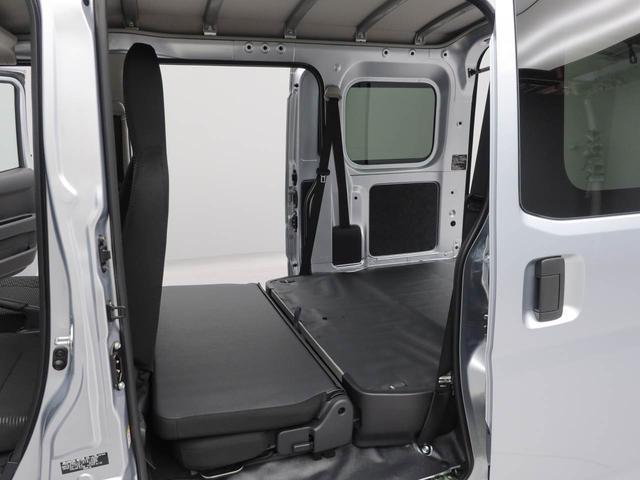 ハイゼットカーゴＤＸ　アイドリングストップスマアシ　ＦＭ／ＡＭラジオ　エアバック　ＡＢＳ　ＣＶＴ　キーレス（愛知県）の中古車