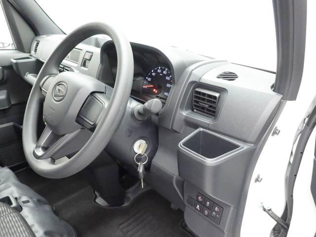 ハイゼットカーゴＤＸ　アイドリングストップＡＭ／ＦＭラジオ　エアバック　ＡＢＳ　ＣＶＴ　キーレス（愛知県）の中古車