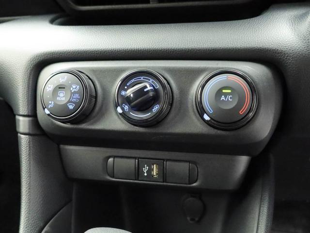 ヤリスＸ　ＬＥＤヘッドライト　ＡＣＣクルーズコントロールＥＴＣ車載器　キーレスエントリー電動ドアミラー　安全ボディ　バックカメラ　ＬＥＤヘッドライト　ＡＣＣクルーズコントロール（愛知県）の中古車