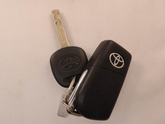 ヤリスＸ　ＬＥＤヘッドライト　ＡＣＣクルーズコントロールＥＴＣ車載器　キーレスエントリー電動ドアミラー　安全ボディ　バックカメラ　ＬＥＤヘッドライト　ＡＣＣクルーズコントロール（愛知県）の中古車